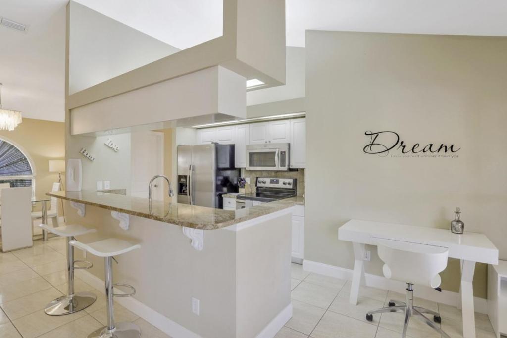 Villa Valmora Cape Coral Zewnętrze zdjęcie